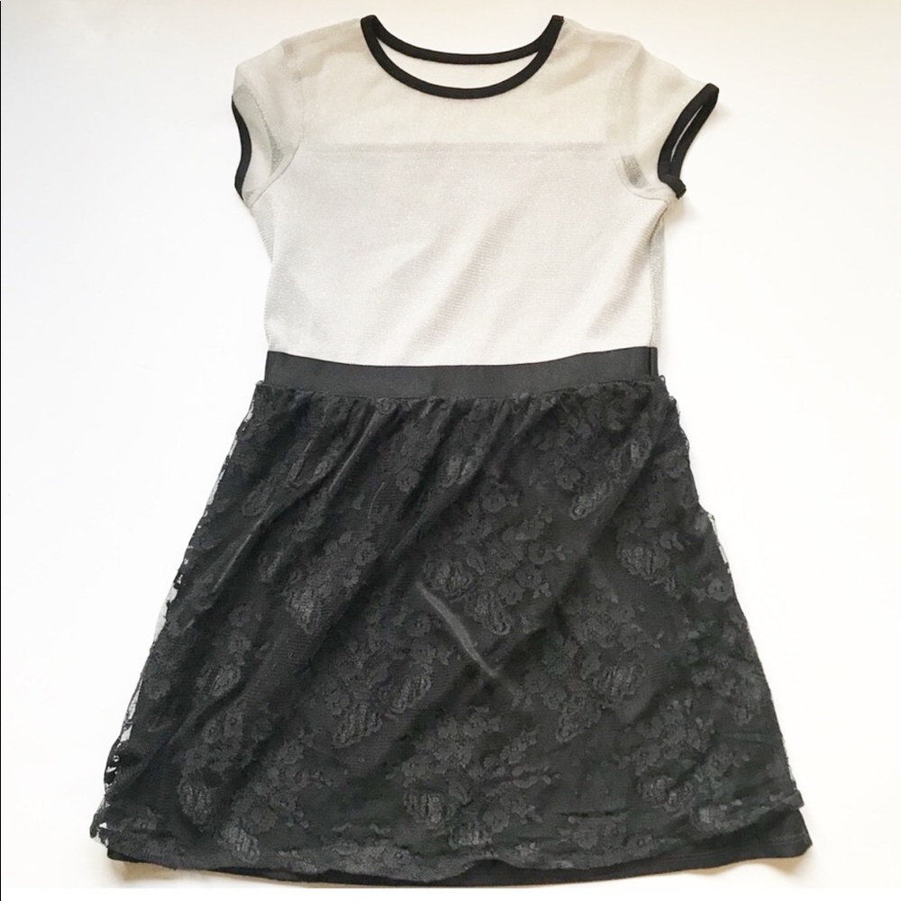 Sally Miller girl’s shimmer dress M 8